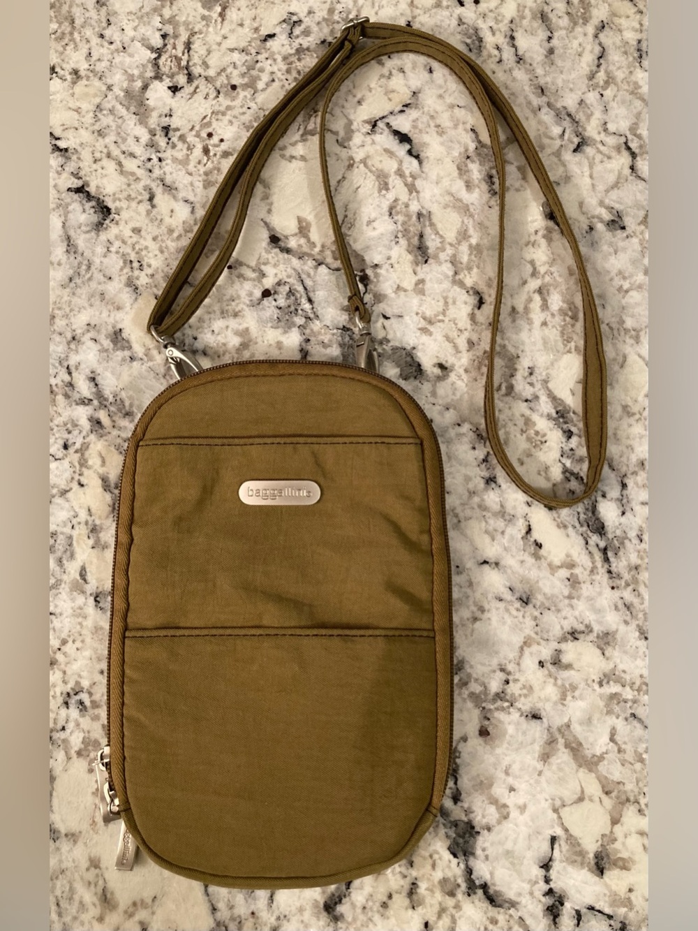 Baggallini Small Crossbody Bag